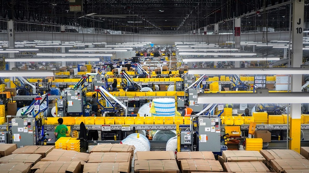 contrata 6 mil funcionários temporários para garantir logística do  Prime Day no Brasil