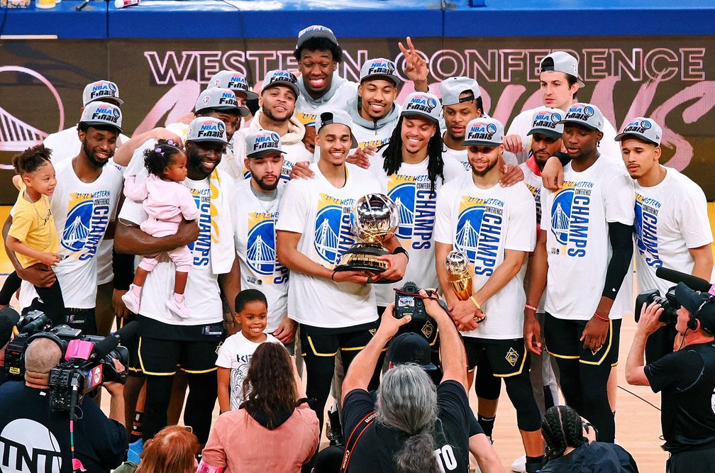 The Playoffs » Dono dos Warriors sobre manter elenco no futuro: 'difícil