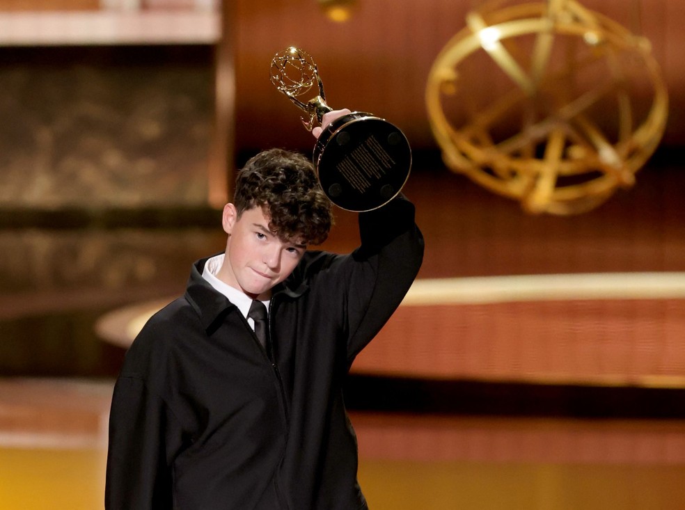 Owen Cooper, vencedor de melhor coadjuvante de minissérie por'Adolescência' — Foto: KEVIN WINTER / GETTY IMAGES NORTH AMERICA / Getty Images via AFP