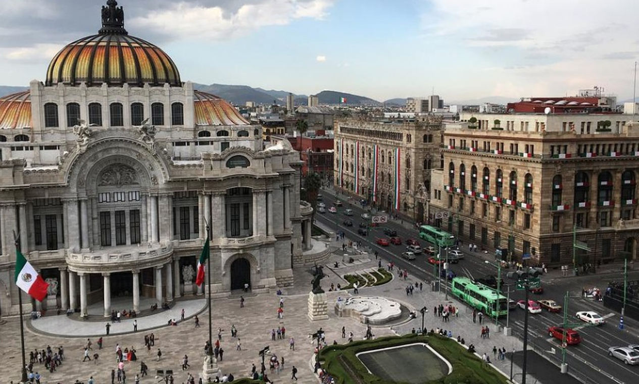 Cidade do México supera fase crítica de alerta de poluição, que durou três dias e suspendeu a circulação de 20% da frota de veículos