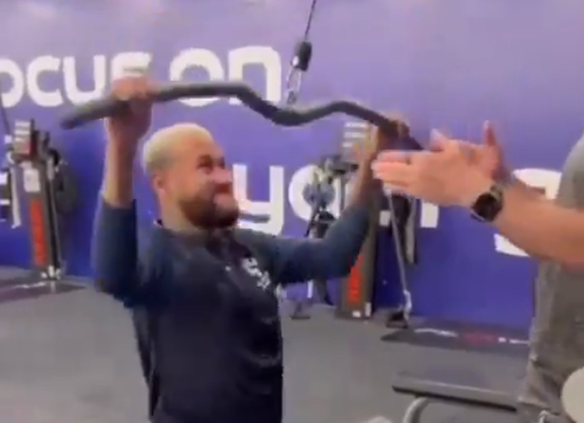 Neymar é criticado nas redes por vídeo fazendo musculação: 'inimigo da execução'