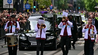 Procissão Marca Adeus A Ozzy Osbourne Em Birmingham - Foto: AFP