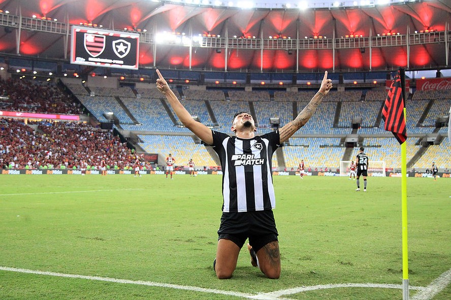 Análise: Apagão apagou o time do Botafogo - ISTOÉ Independente