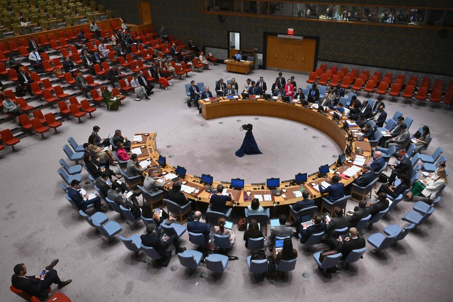 Membros do Conselho de Segurança da ONU participam de reunião