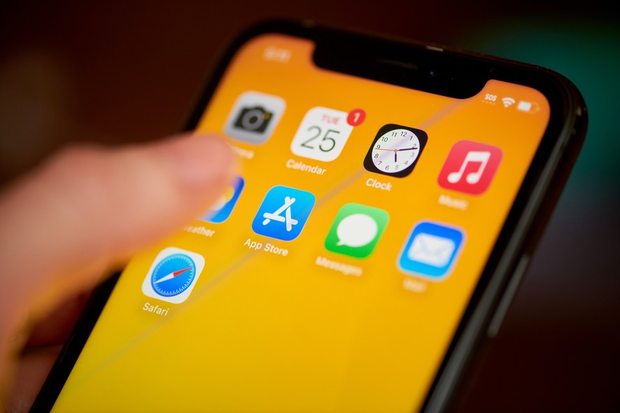 Apple bloqueia US$ 2 bilhões em fraudes na App Store e remove milhões ...