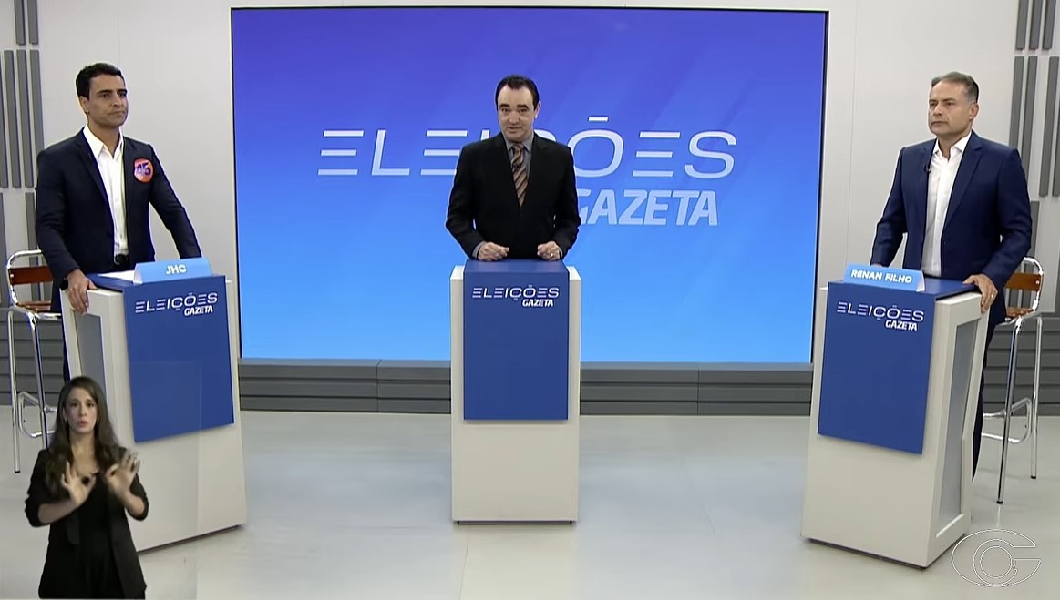 ‘Bíceps de IA’ e ‘cabelo de boneca’: Renan Filho e JHC trocam farpas em debate pelo governo de Alagoas