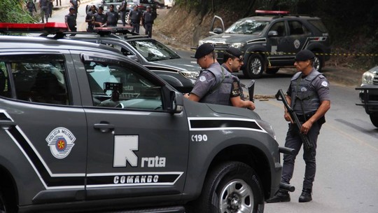 Sobe para 13 o número de mortos pela polícia em operação no Guarujá; 32 suspeitos foram presos e 11 armas foram apreendidas