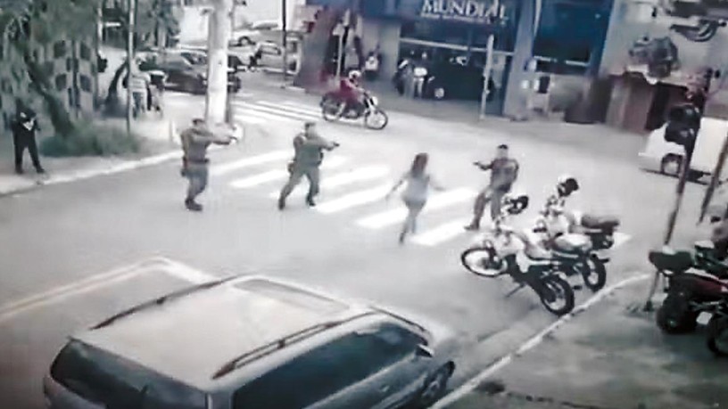 São Paulo discute protocolos e armas de choque após mortes de pessoas em surto durante abordagens