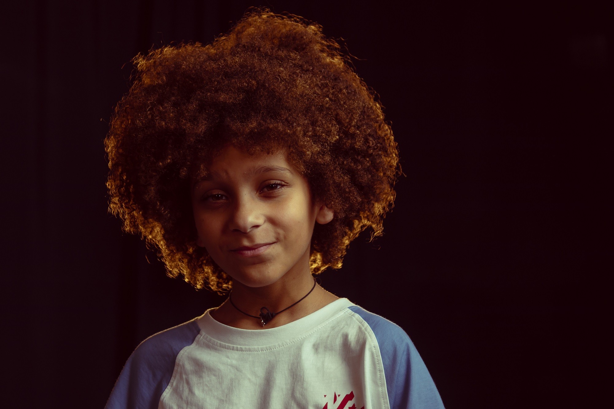 Filho de Aline Wirley e Igor Rickli, Antônio Caramelo fala dos pais, dos irmãos adotivos e da indicação ao Grammy Latino aos 11 anos