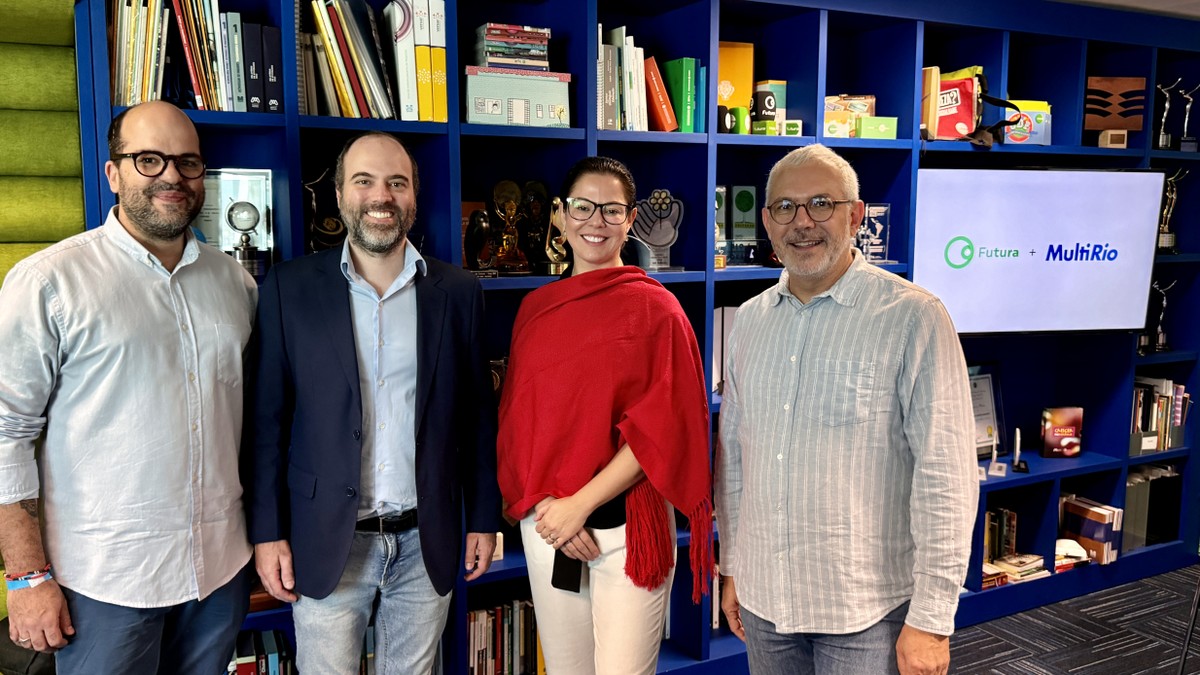 Acordo para intercâmbio de produções socio-educativas