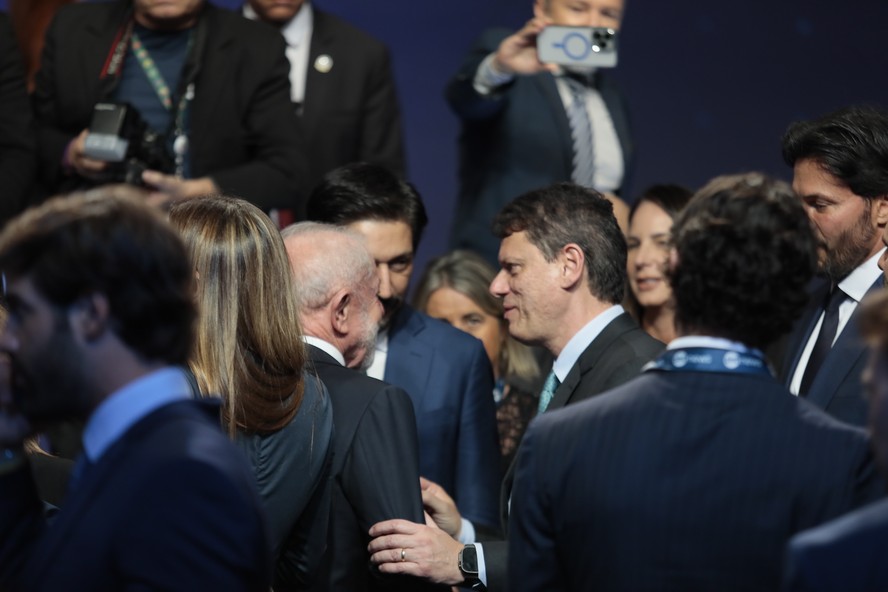 Imagem inserida automaticamente