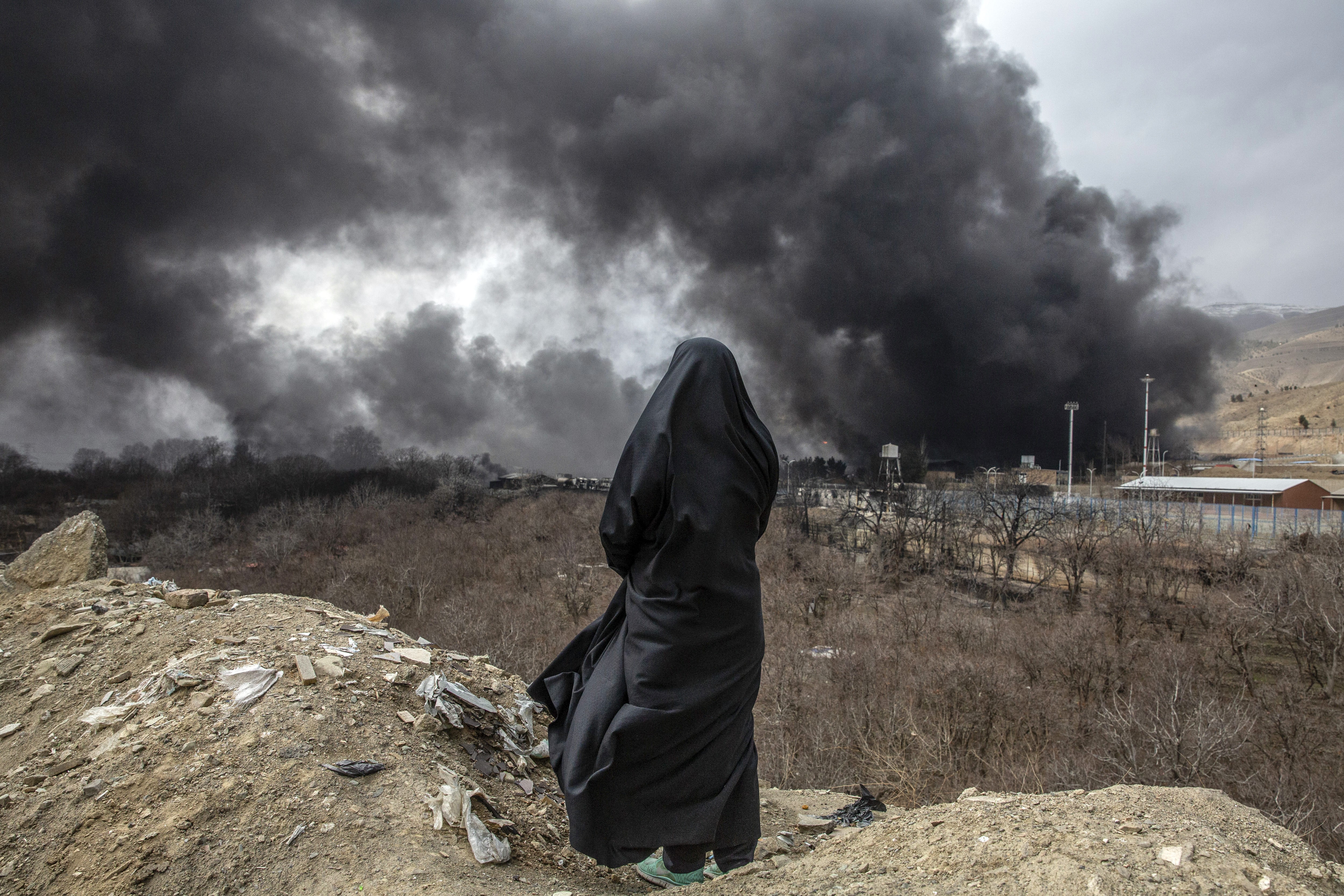 Com economia e infraestrutura abaladas pela guerra, iraniano