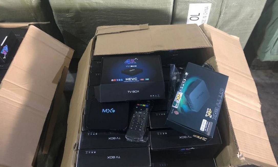 Aparelhos de TV Box apreendidos durante operação da Anatel — Foto: Divulgação