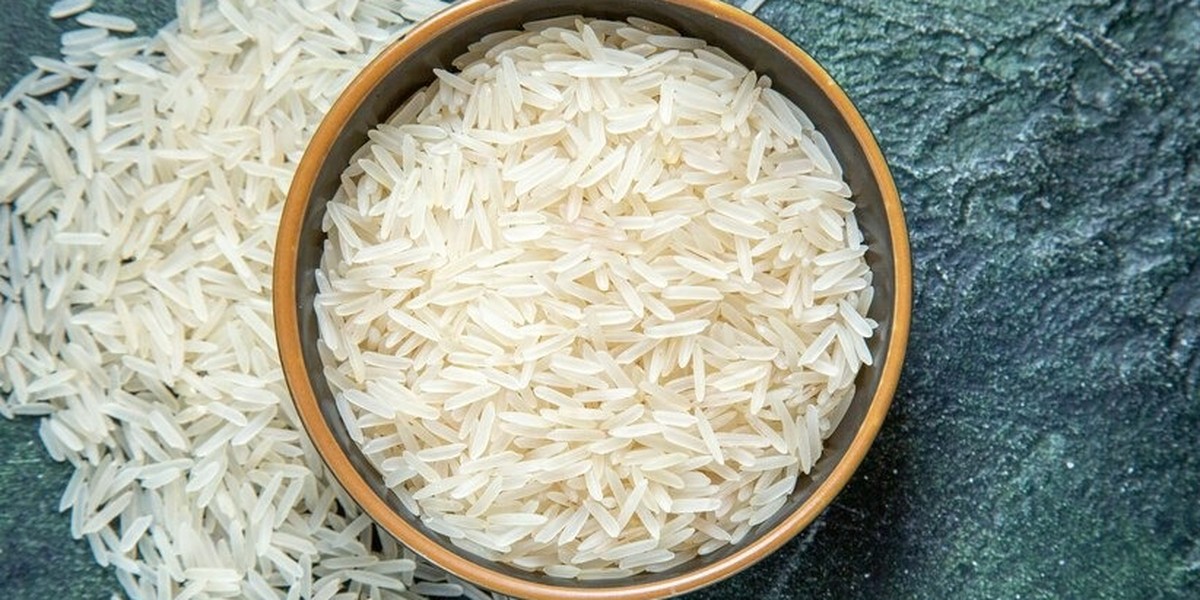 Lavar o arroz antes de cozinhá-lo é correto? Nutricionista responde
