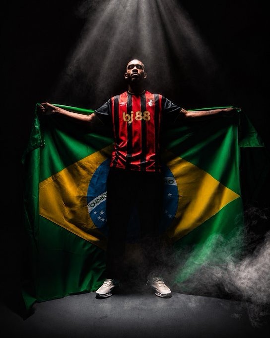 Bournemouth parabeniza Rayan por convocação para a Copa do Mundo: 'Que conquista'