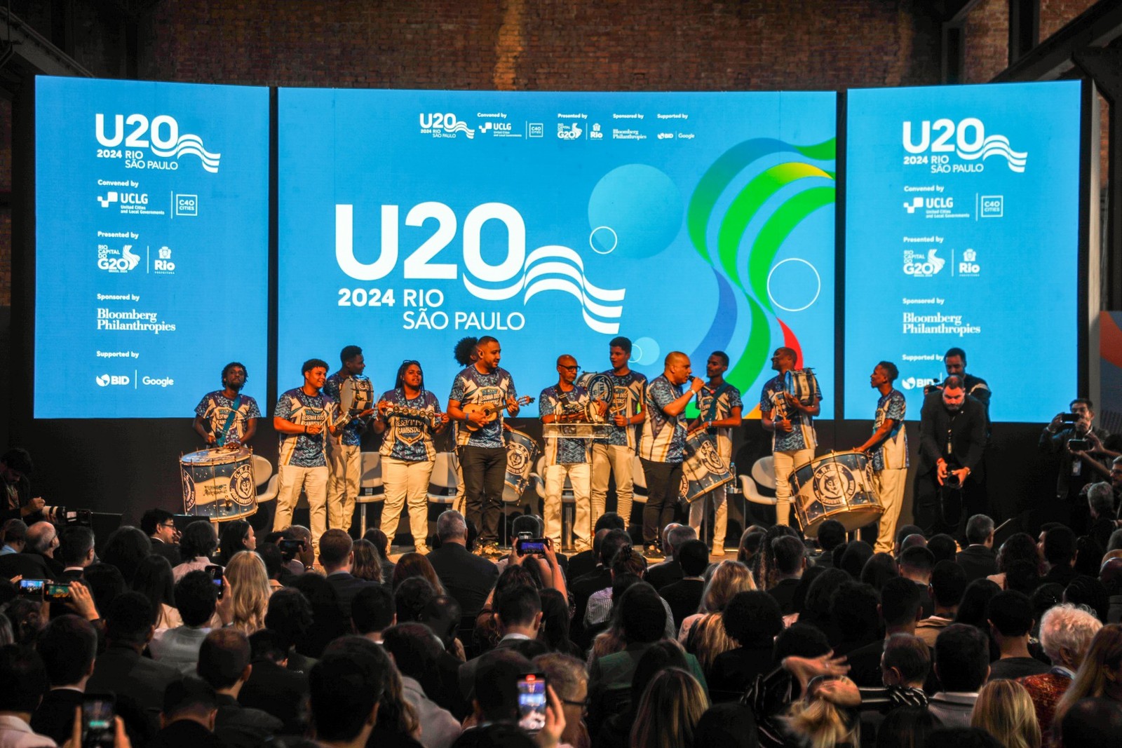 Abertura do U-20 no Armazém da Utopia, no Boulevard Olímpico — Foto: Gabriel de Paiva / Agência O Globo
