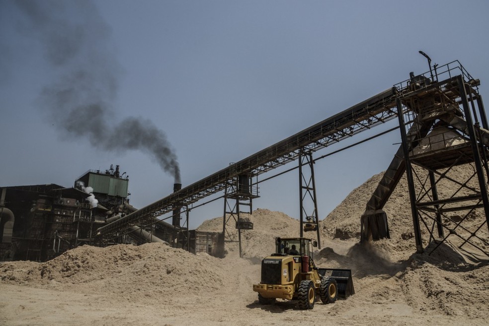 Usina em Sertãozinho que produz etanol de bagaço de cana — Foto: Paulo Fridman/Bloomberg