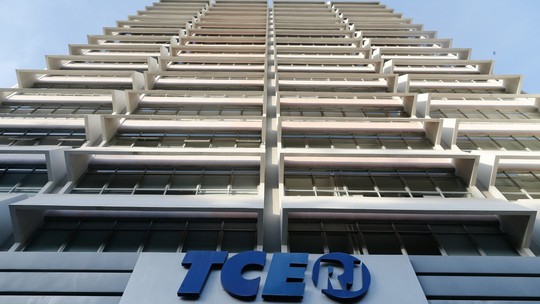 TCE suspende compra de R$ 21 milhões em desinfetantes por Consórcio de Saúde da Baixada por suspeita de sobrepreço e direcionamento da licitação