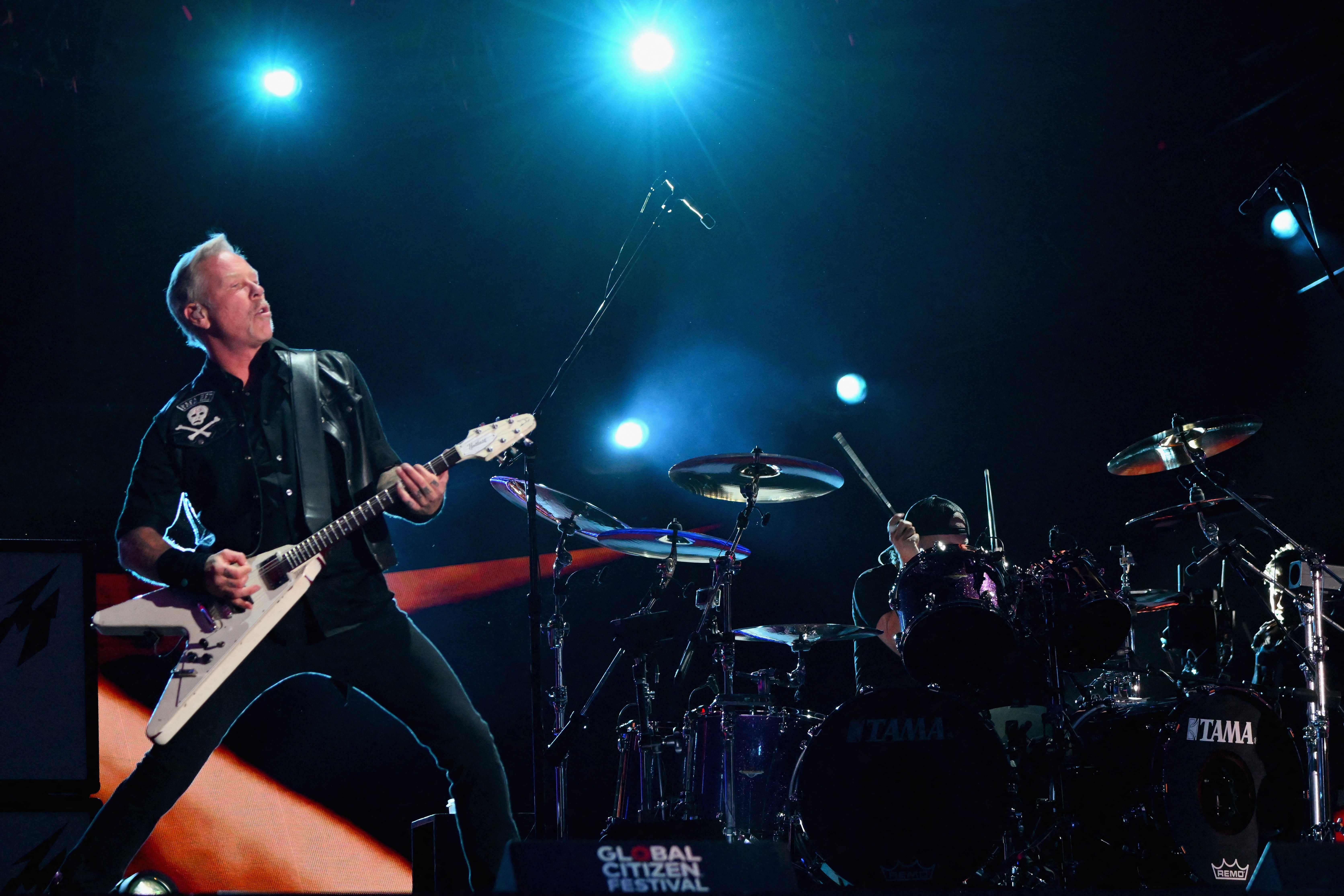 Metallica faz generosa doação a banco de alimentos em Cardiff