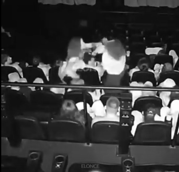 Briga em cinema na Argentina tem gritos, socos, spray de pimenta e prisões