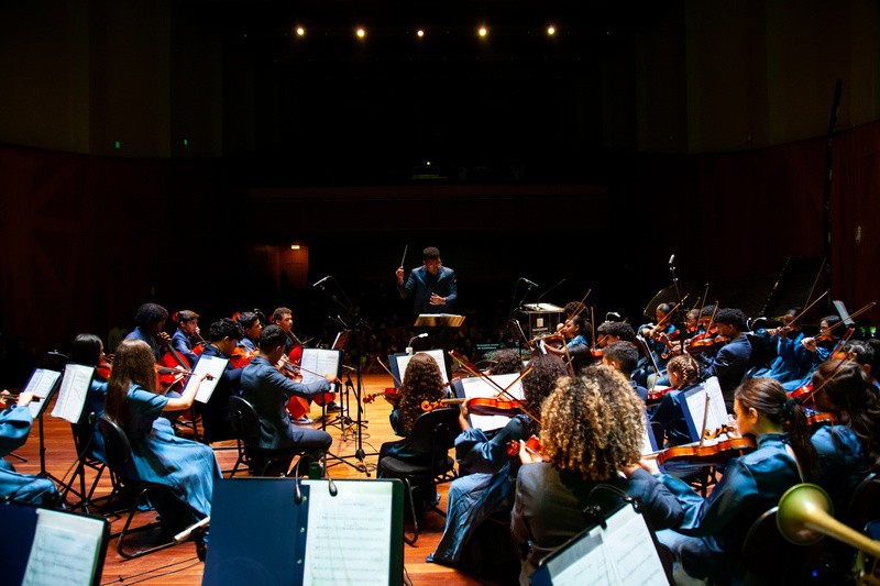 Orquestras exaltam a MPB em concertos gratuitos na Zona Sul