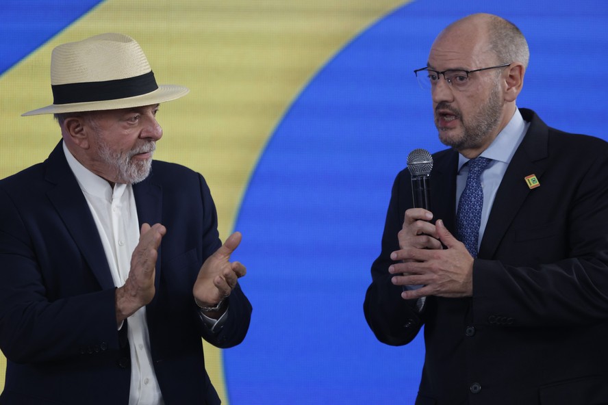 Lula's Allies Propose Rio Interim Governor Ricardo Couto for Supreme Court Vacancy