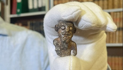 Museu da Dinamarca revela o primeiro ‘retrato’ de um viking com bigode, barba trançada e cabelo bem cuidado