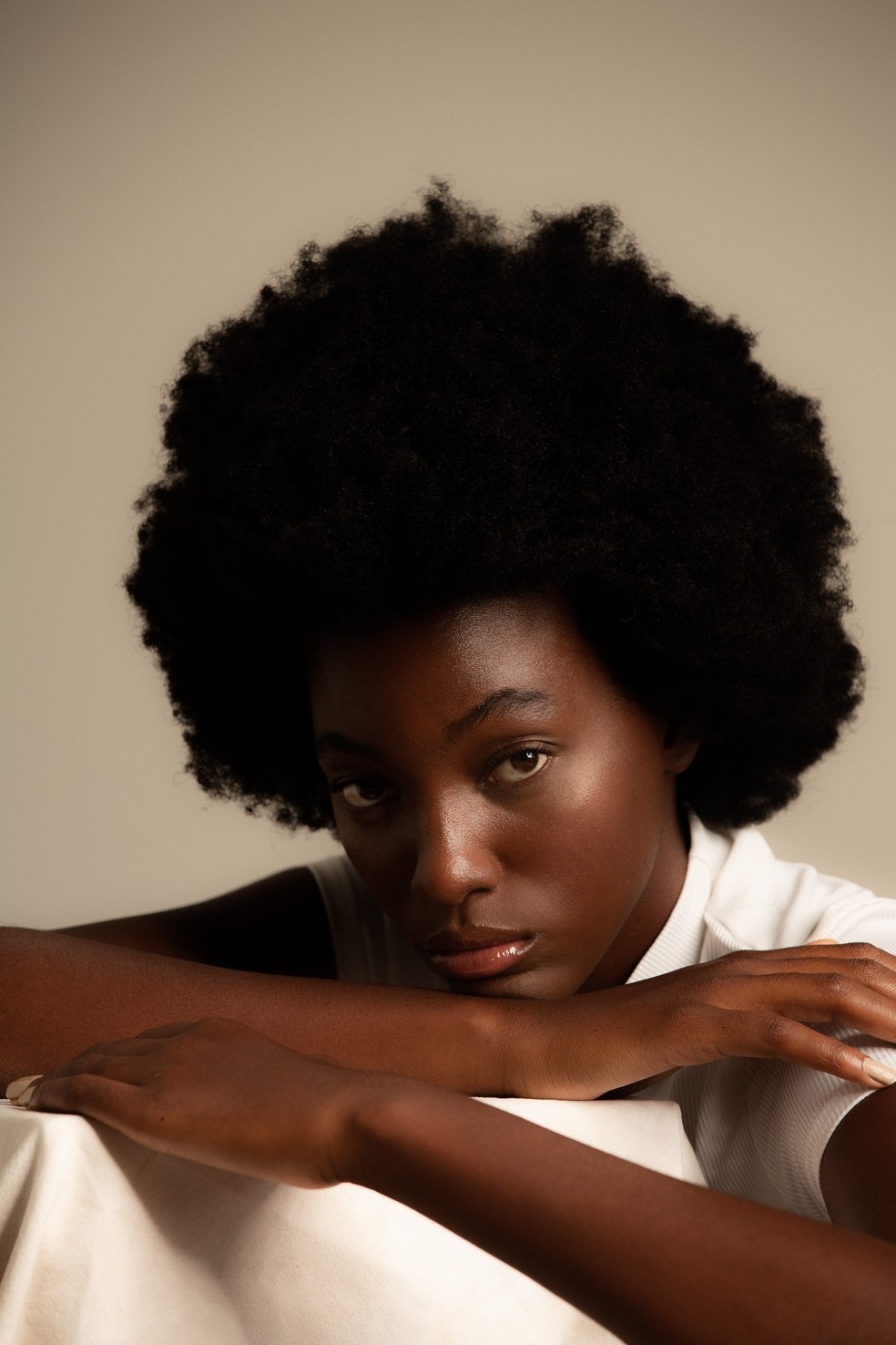 Além das passarelas: quem é Izaura Oliveira, modelo que virou destaque no 'The Voice Portugal' — Foto: Divulgação JOY Management