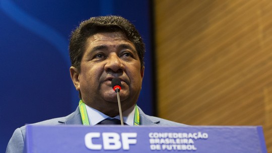 Presidente da CBF convive com lobby por diretor 'velha guarda' para vaga de Juninho e nome de Marcos Braz é sugerido