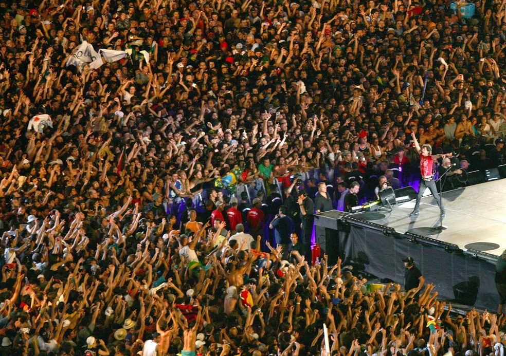 Show dos Rolling Stones nas areias da Praia de Copacabana. — Foto: Ivo Gonzalez