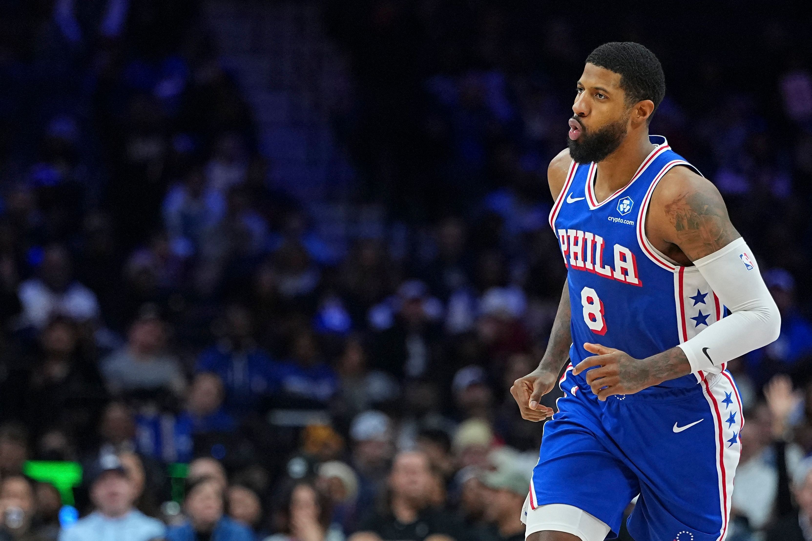 Paul George, dos 76ers, é suspenso por 25 jogos pela NBA por violação do programa antidrogas