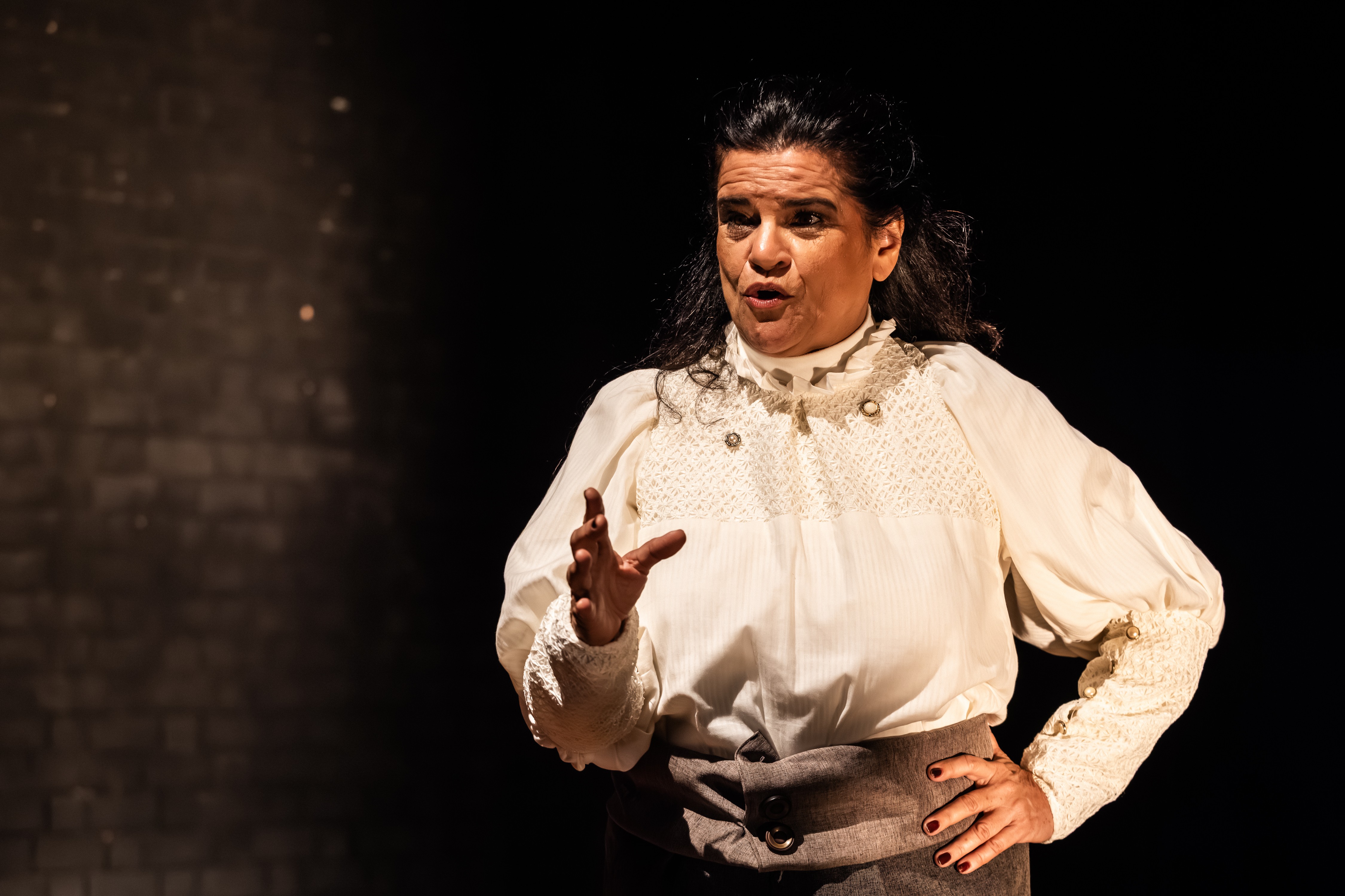 Do palco à roda de rima: teatro e rap movimentam a agenda cultural na ...