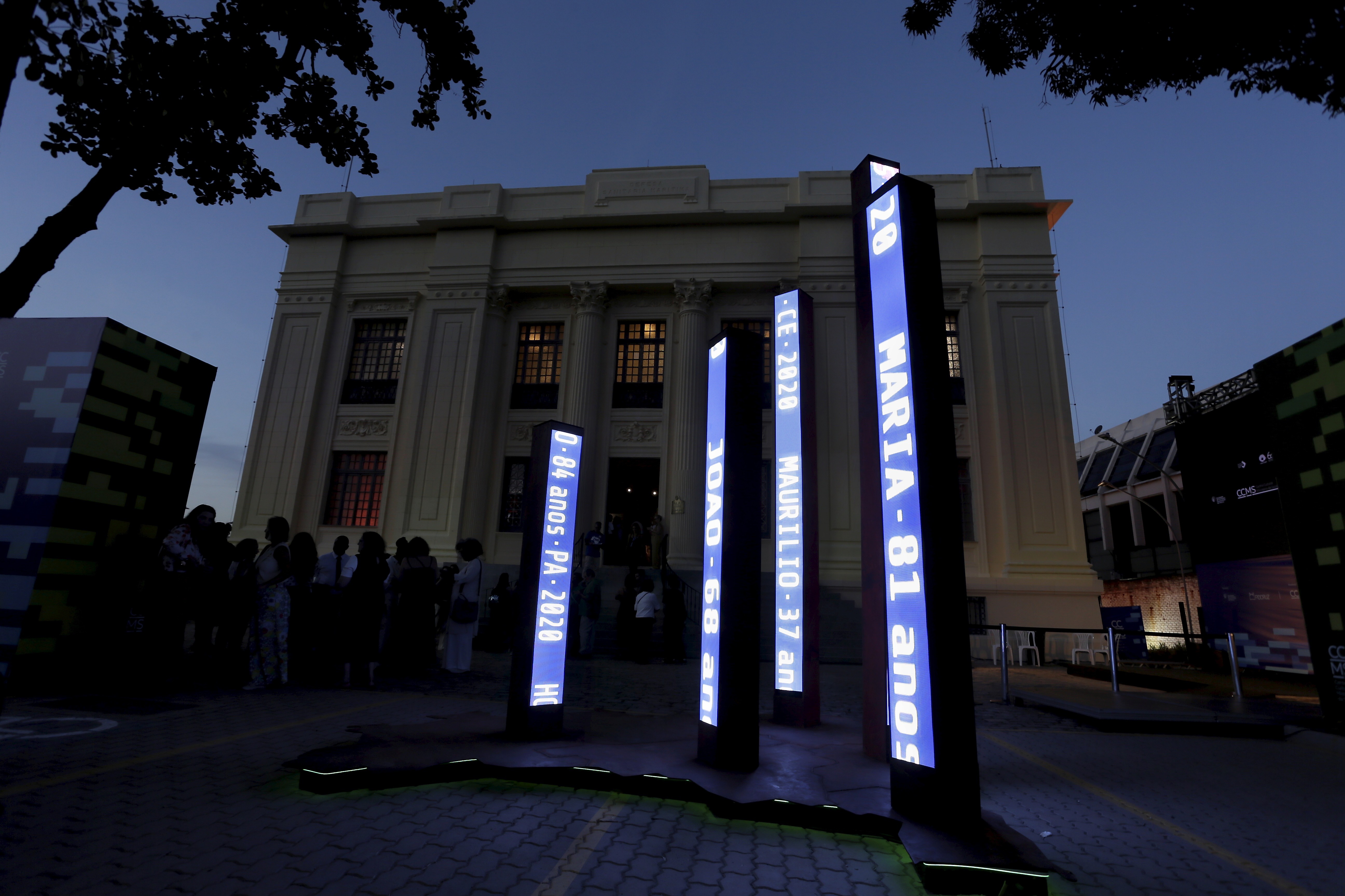 Mais de 700 mil mortos: Memorial é inaugurado no Rio em homenagem às vítimas da Covid-19
