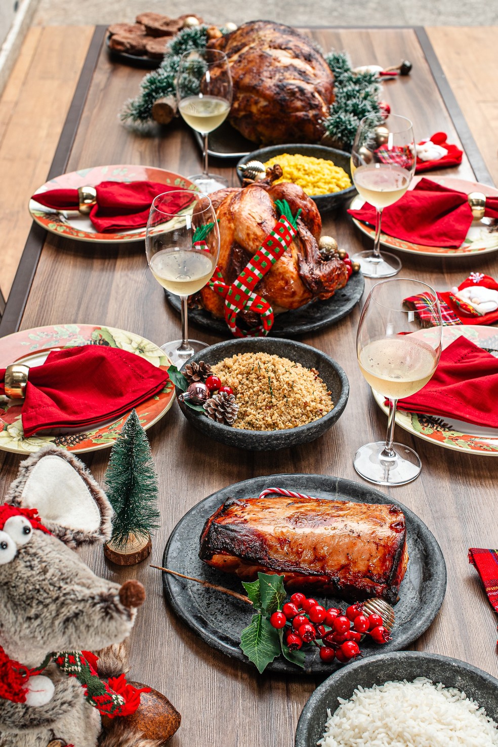 Organized dinner — Photo: Disclosure/Nebraska