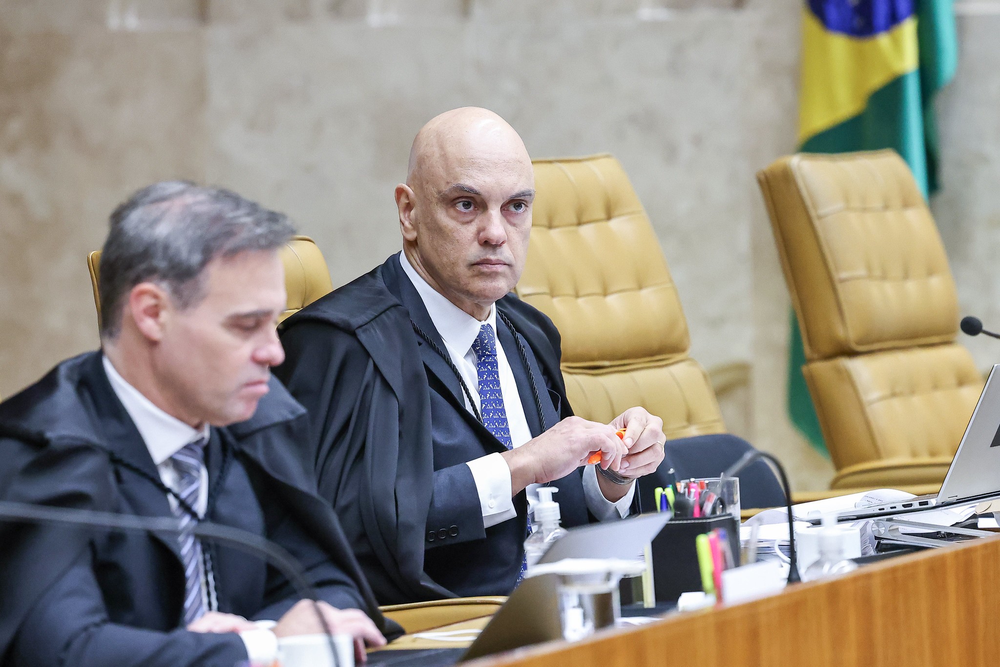 As ações e reações no caso Master - QTU Questões do Universo
