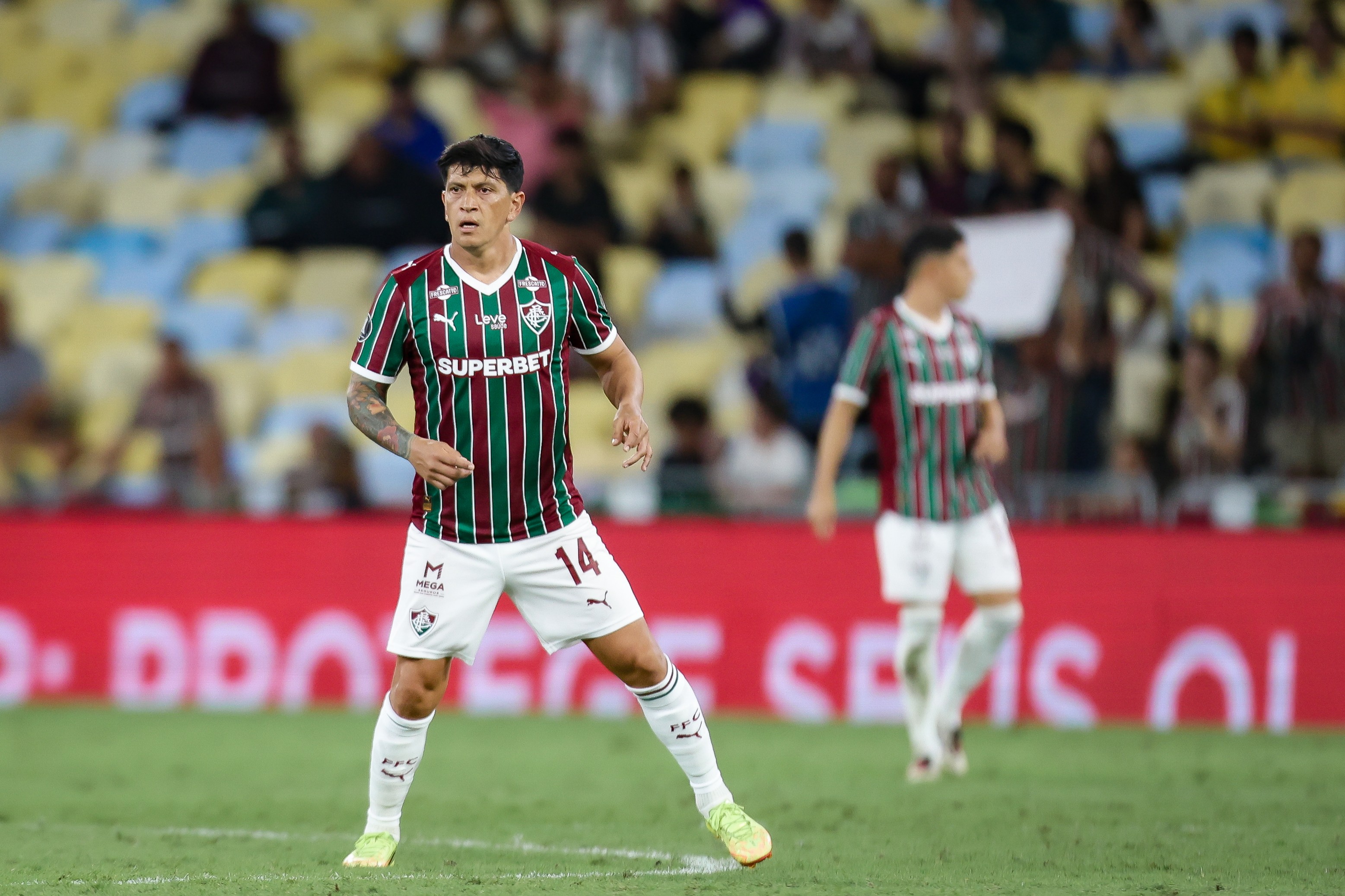 Fluminense: Cano sente dores na posterior da coxa direita, sai do Maracanã mancando e fará exame nesta quarta-feira - Foto