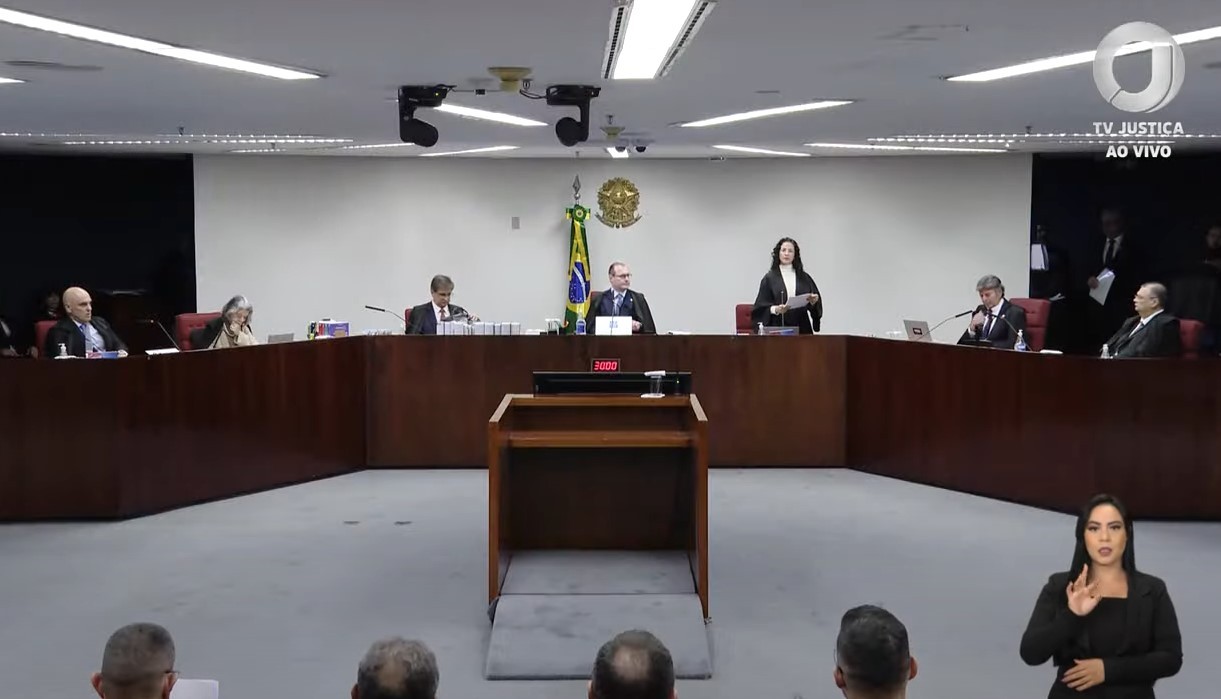 Moraes manda prender último núcleo de condenados por trama golpista e encerra execução das penas no STF