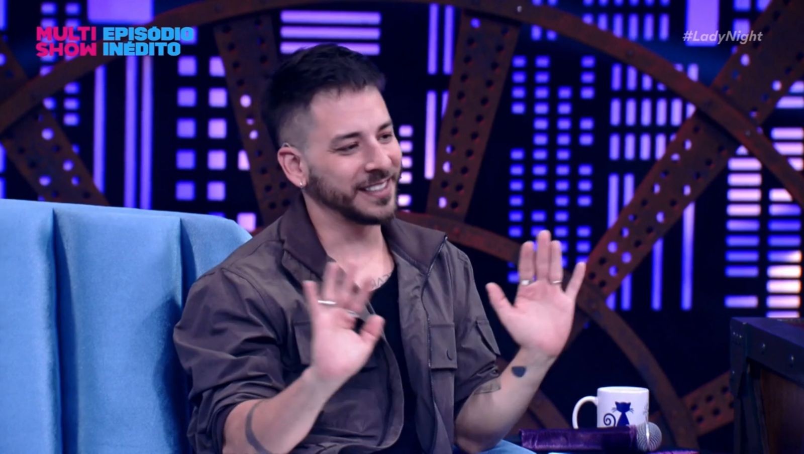 No ‘Lady night’, Junior diz já ter participado de trisal antes de conhecer a esposa: ‘Vivi bastante’