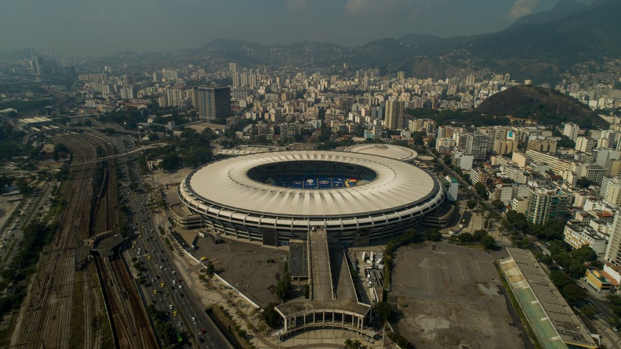 Globo: Brasil em dose dupla nos campos de futebol - Bastidores - O Planeta  TV