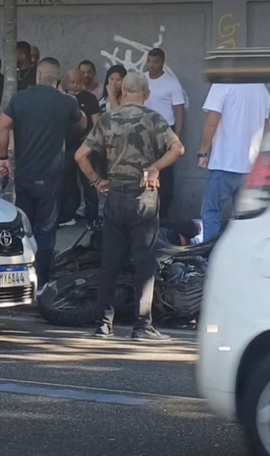 Movimenta&ccedil;&atilde;o na Avenida Henrique Valadares ap&oacute;s a tentativa de assalto