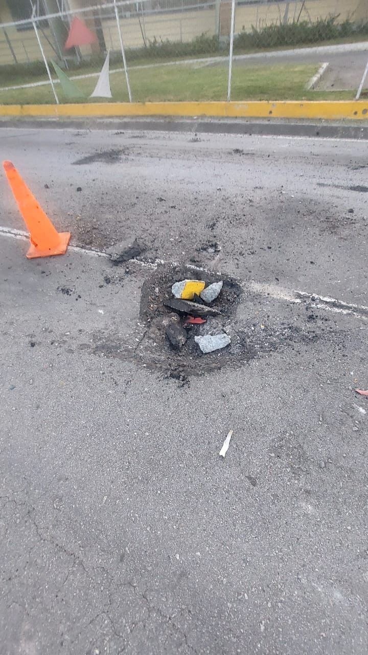 Fotos mostram destruição na base militar de La Carlota e no Forte Tiuna, em Caracas, após ataques dos EUA em 3 de janeiro— Foto: Reprodução