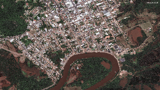 Área inundada às margens do rio Cai, em Montenegro — Foto: Imagem de satélite ©2024 Maxar Technologies / AFP