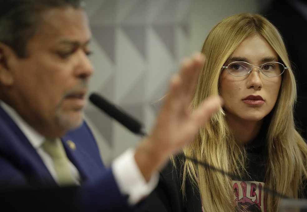 A influenciadora Virginia Fonseca durante depoimento à CPI das Bets — Foto: Cristiano Mariz/Agência O Globo