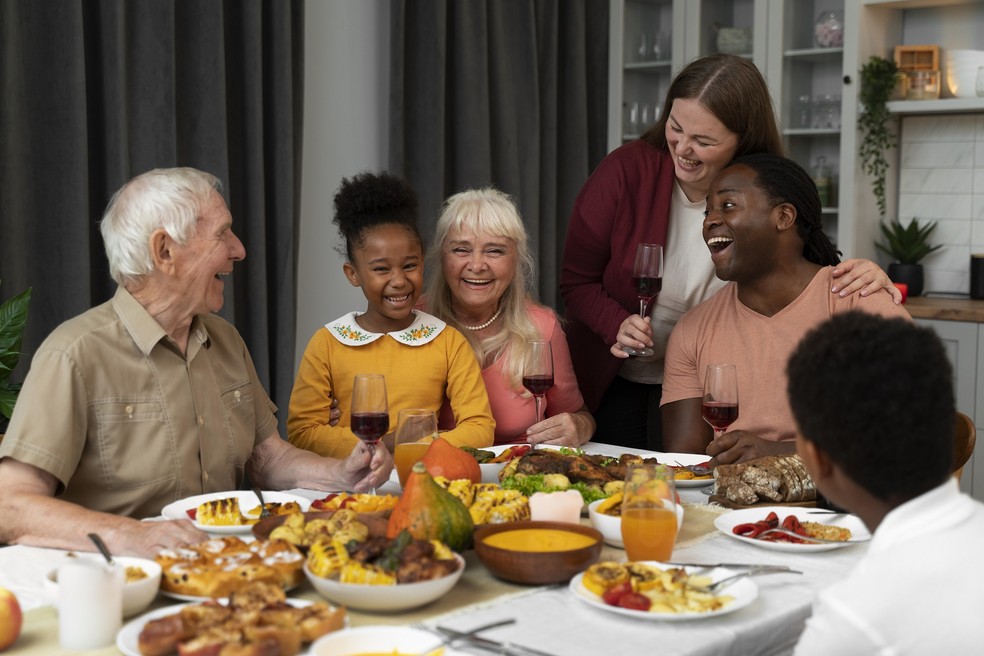 Family dinner — Photo: Freepik