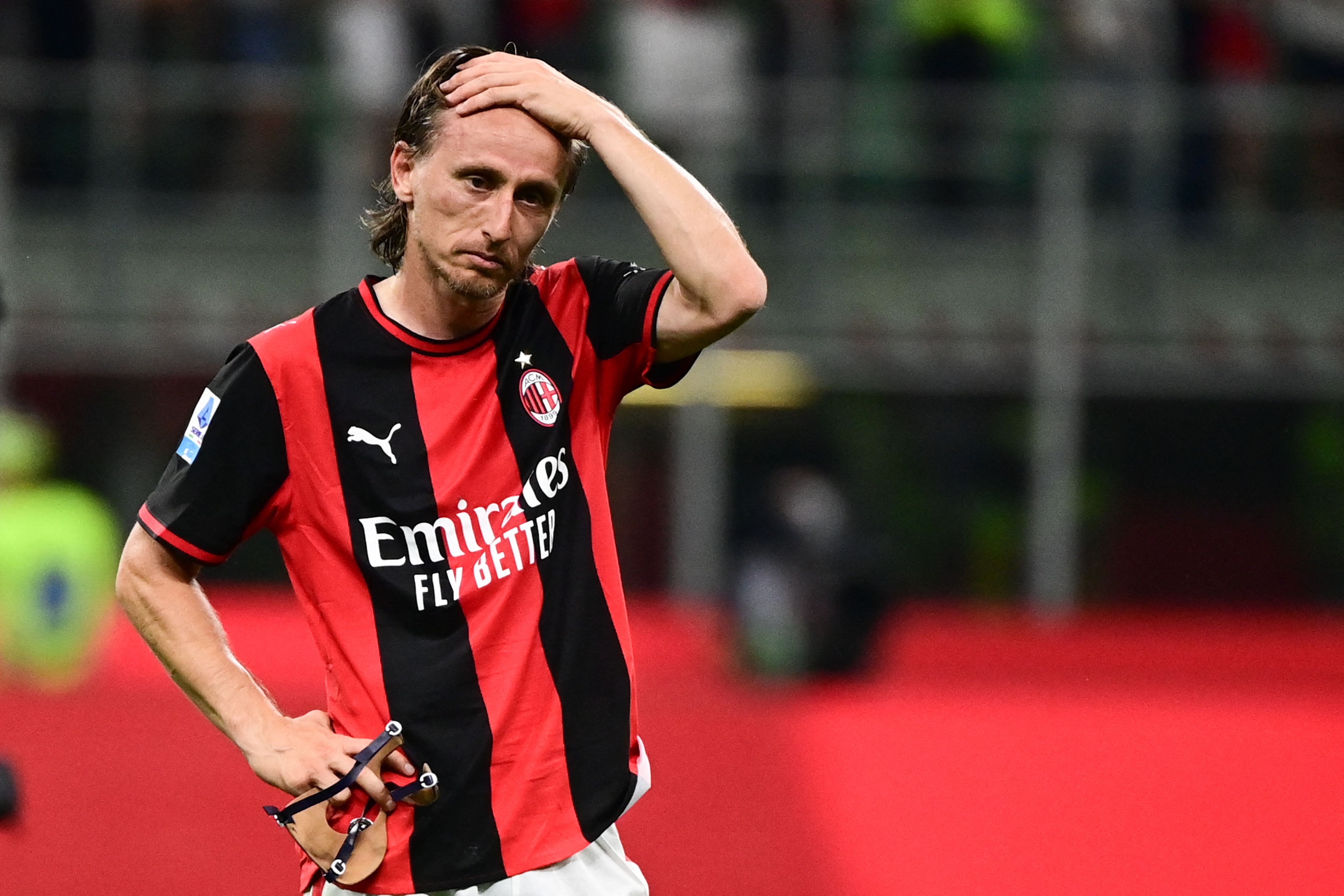 Após revés e não classificação para Liga dos Campeões, Milan fará reformulação interna, diz jornal