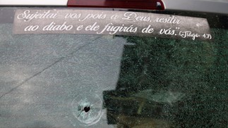 Ação mobiliza 2,5 mil policiais e também promotores do Gaeco — Foto: Fabiano Rocha / Agência O Globo