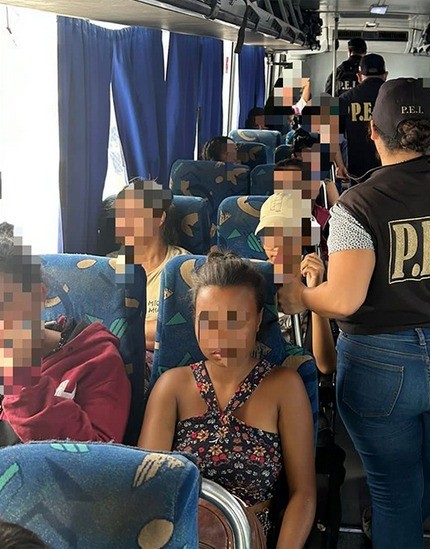 Brasileiros são detidos em nova rota migratória para os EUA — Foto: Divulgação/SSP Yucatán