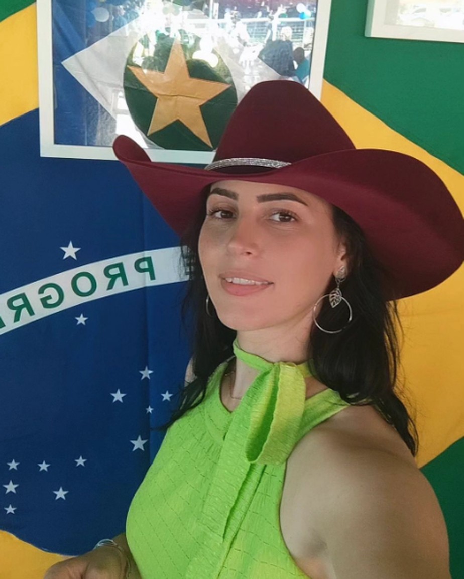 Raquel Cattani, de 26 anos, foi encontrada morta com ferimento de facada