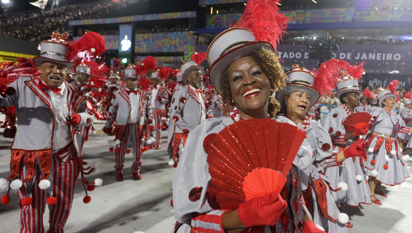 Desfile da Unidos do Viradouro — Foto: Domingos Peixoto / O Globo