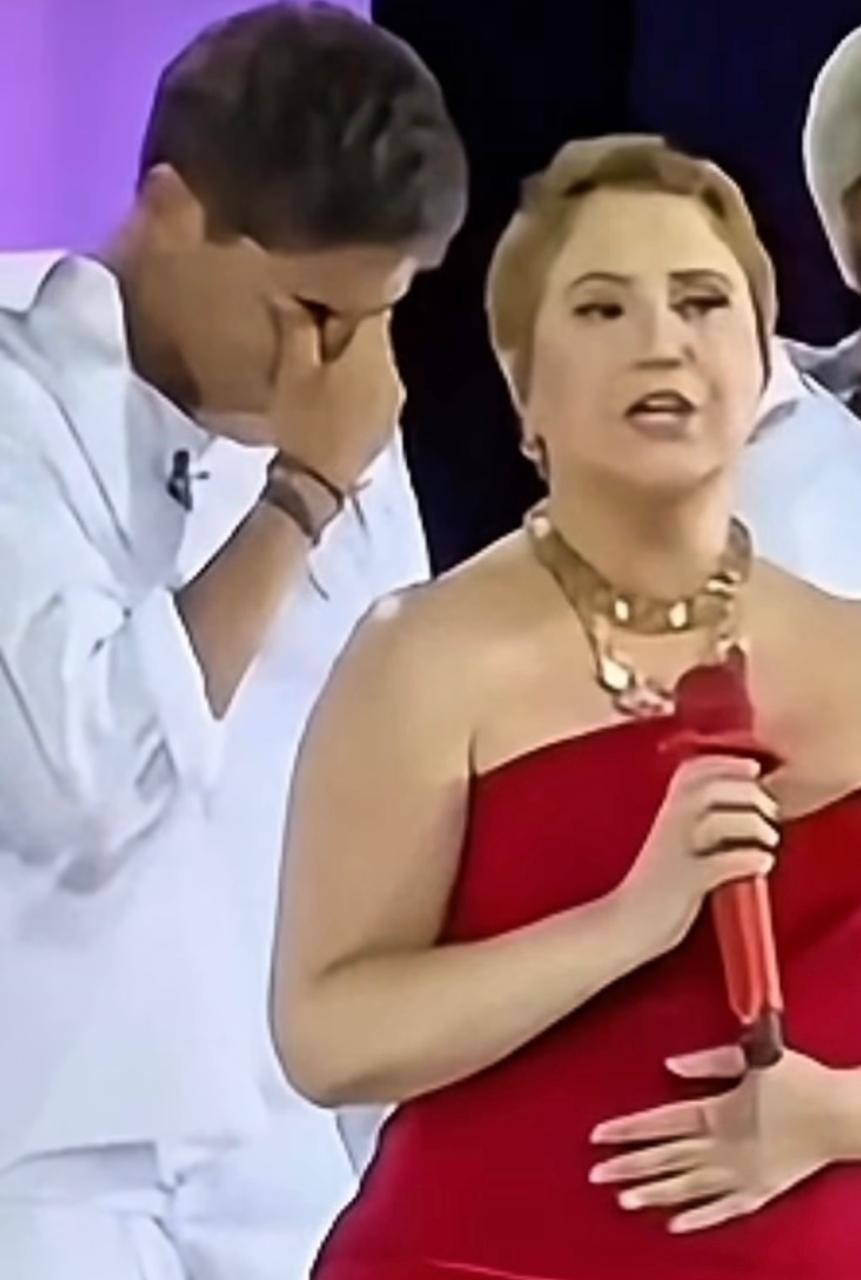 Image for Filho de Maria Rita rouba a cena, aos prantos, no show da mãe; veja vídeo